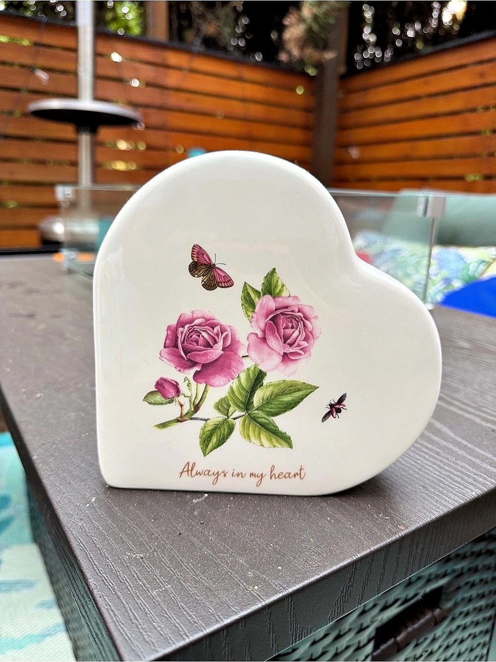 Portmeirion Vintage Style Botanic Garden Bouquet Butterfly Heart Vase
